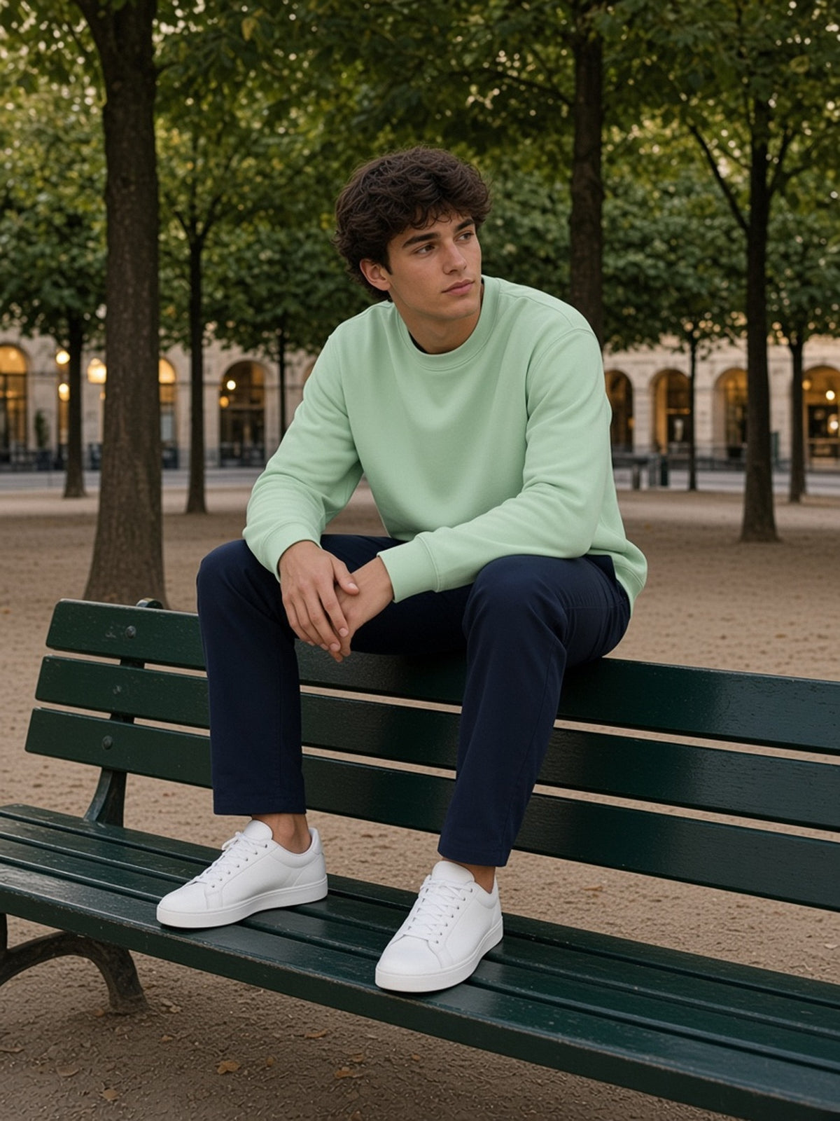 Man in the Oversized Crewneck Sweatshirt in Light Green, model front