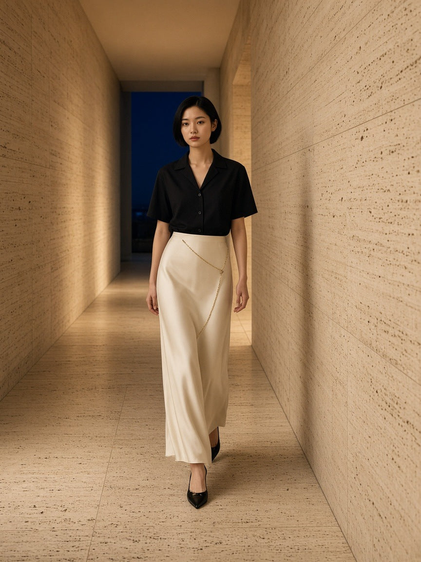 Boxy Short Sleeve Shirt in Black, à deux, worn by her