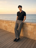 Man in the Contrast Collar Raglan Polo Shirt in Black, à deux
